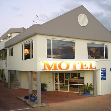 Baycourt Lakefront Motel Taupo Exteriér fotografie