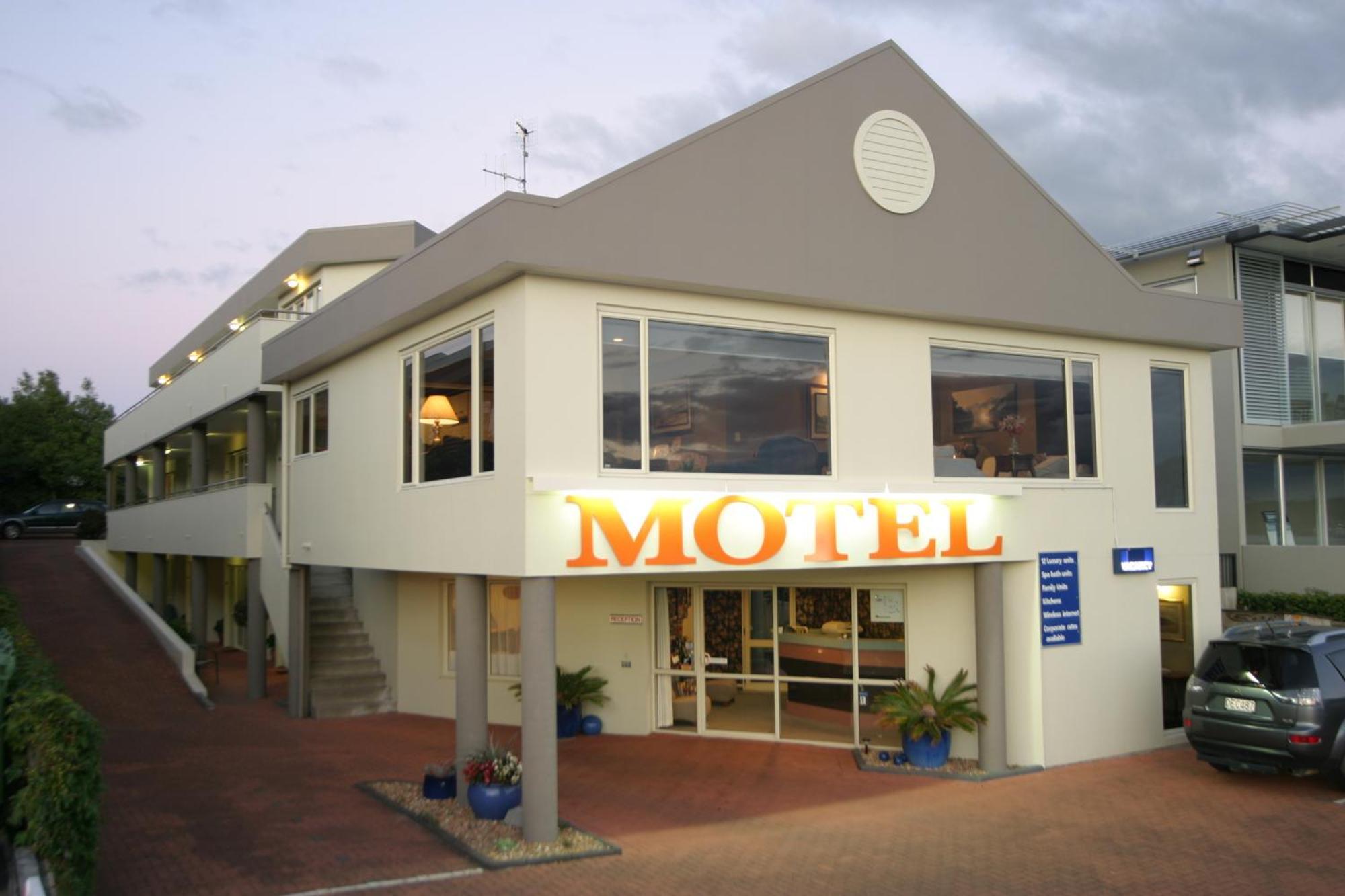 Baycourt Lakefront Motel Taupo Exteriér fotografie