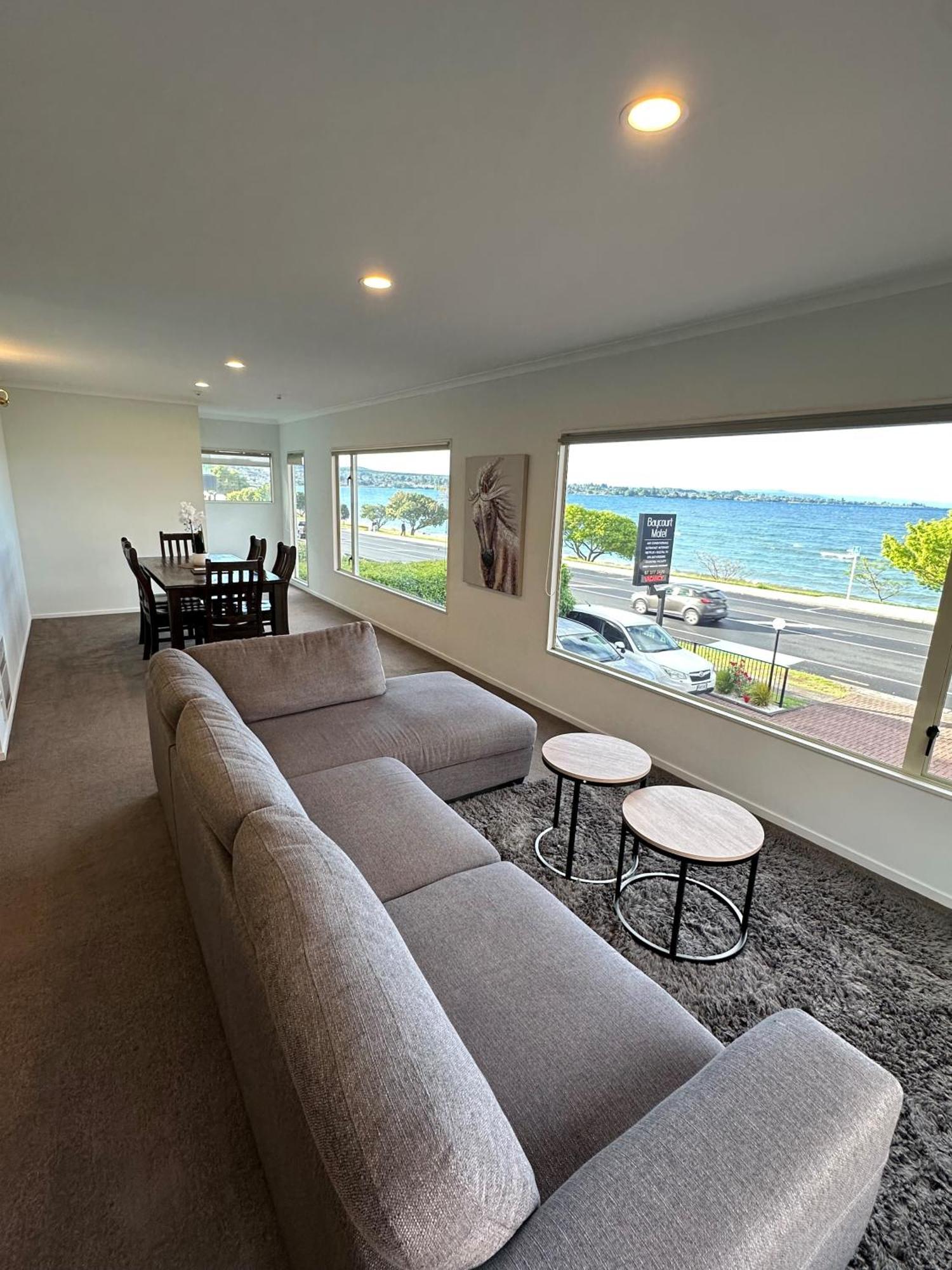Baycourt Lakefront Motel Taupo Exteriér fotografie
