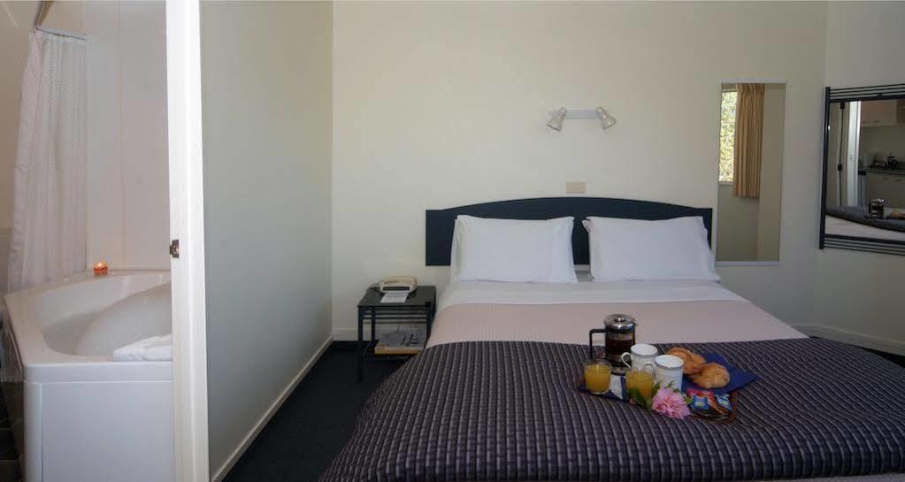 Baycourt Lakefront Motel Taupo Exteriér fotografie